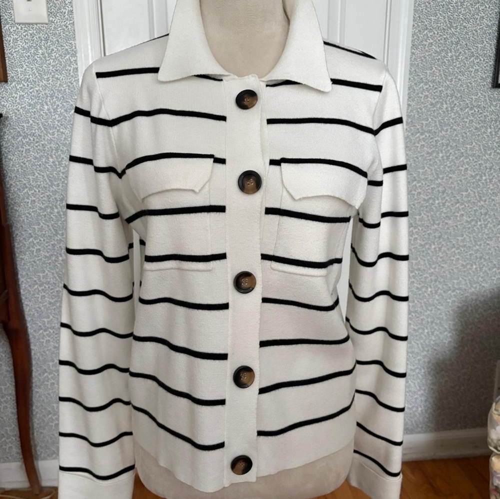 Tahari White & Black Striped Collared Button Front Cardigan M Old Money - Picture 4 of 13